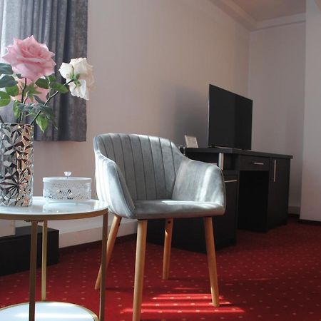 Hotel Corona Drobeta Turnu Severin Luaran gambar