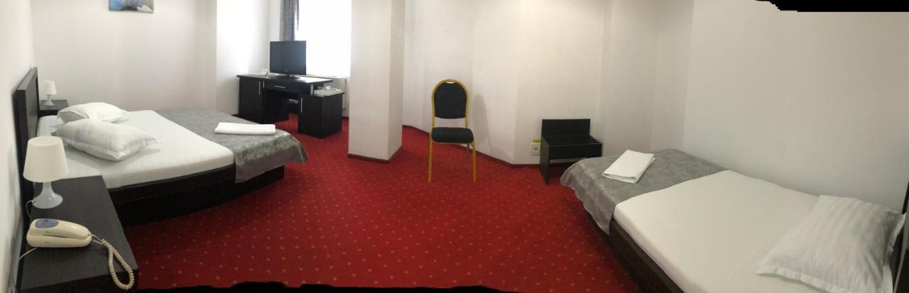 Hotel Corona Drobeta Turnu Severin Luaran gambar