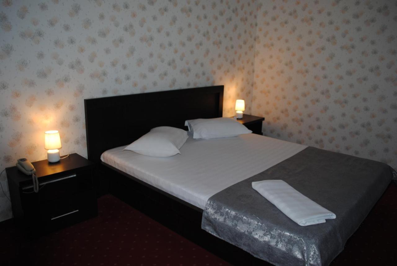 Hotel Corona Drobeta Turnu Severin Luaran gambar