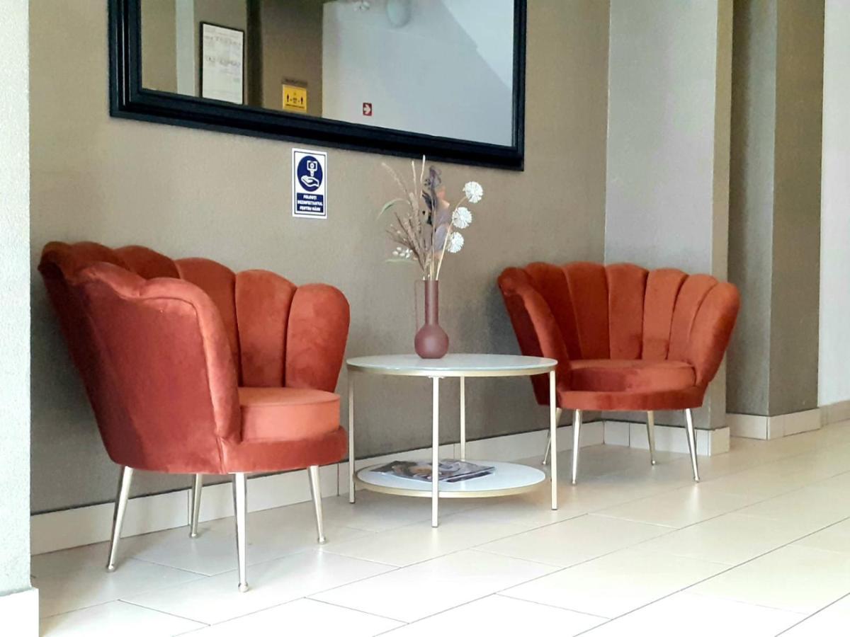 Hotel Corona Drobeta Turnu Severin Luaran gambar